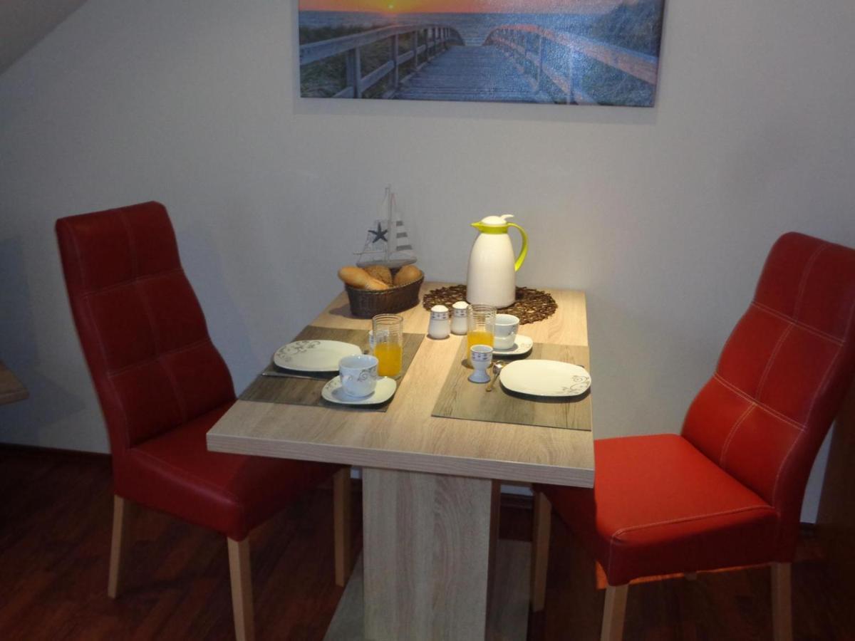 Hafenresidenz - Ferienwohnung 37 Wiek auf Ruegen Exterior photo
