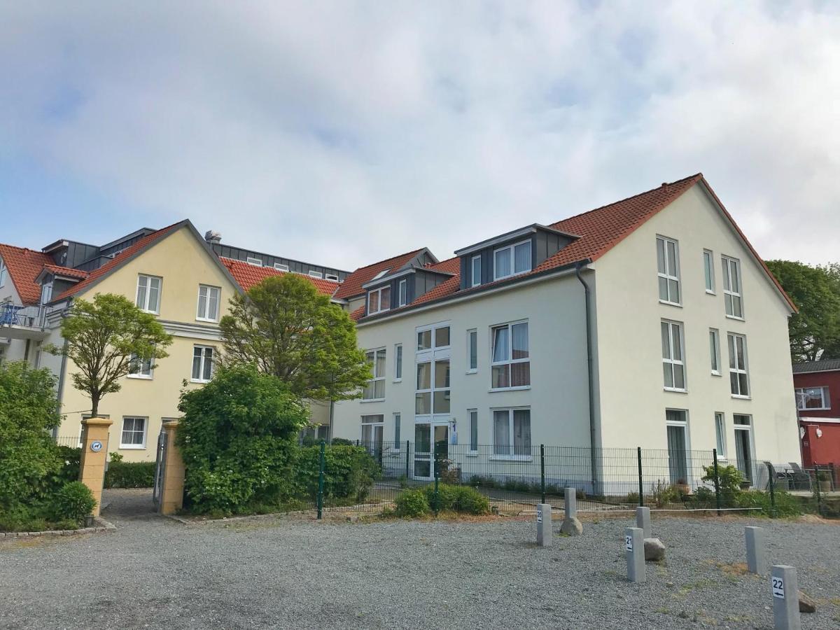 Hafenresidenz - Ferienwohnung 37 Wiek auf Ruegen Exterior photo
