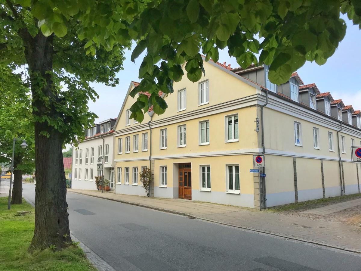Hafenresidenz - Ferienwohnung 37 Wiek auf Ruegen Exterior photo